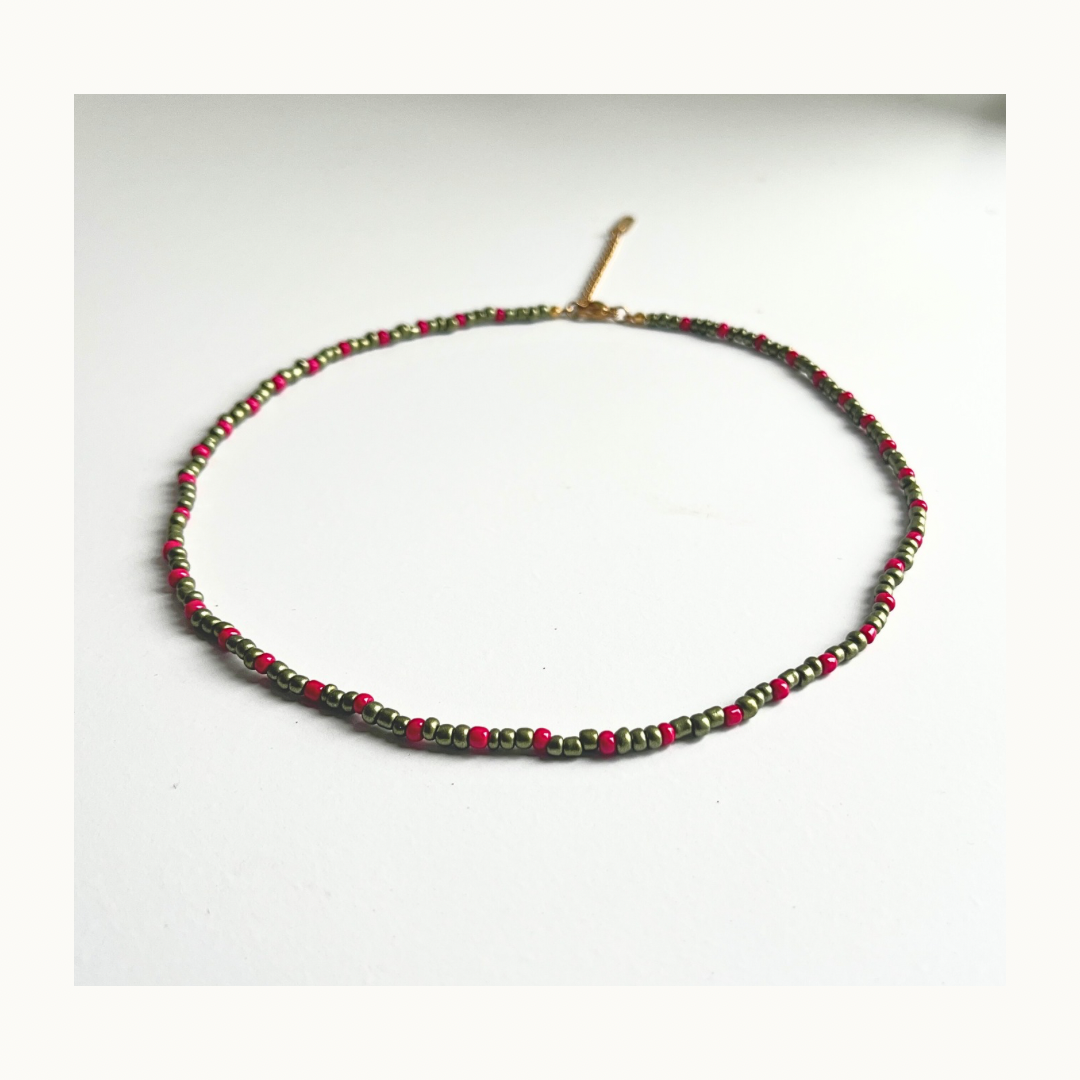 Collier “Olive & Pink” — Perles en verre — Vertes et Roses