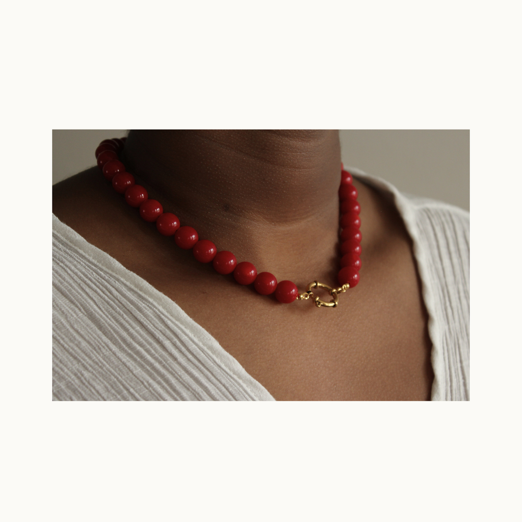Collier "Red Bloom" - Perles rouge et fermoir en acier inoxydable