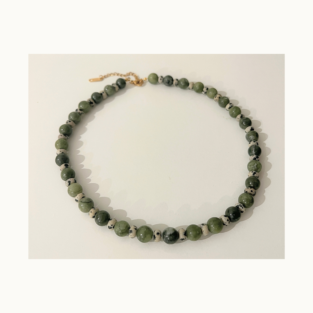 Collier Dalma vert fermoir en acier inoxydable