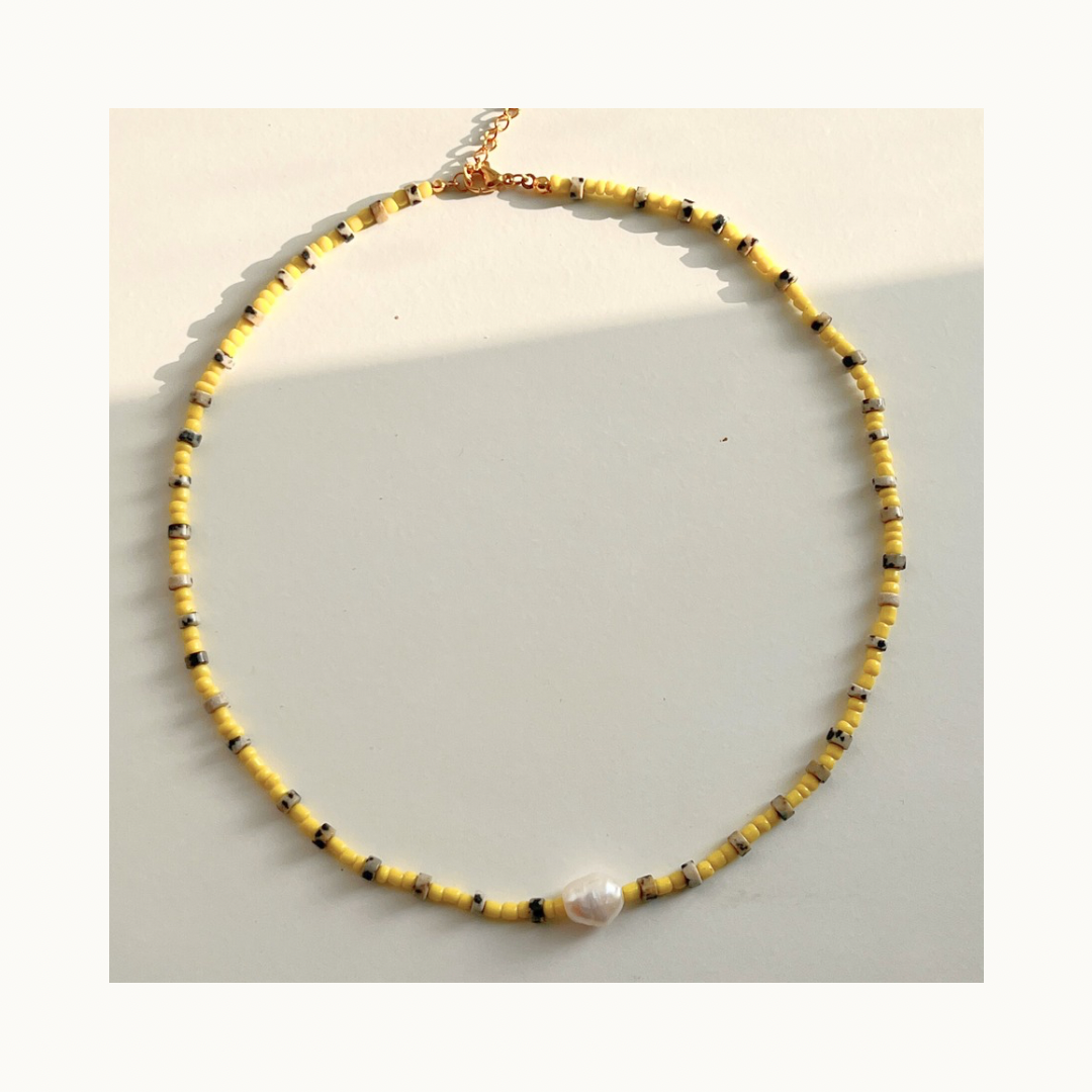 Collier “Sunny Pearl” – Jaune & Perle de culture
